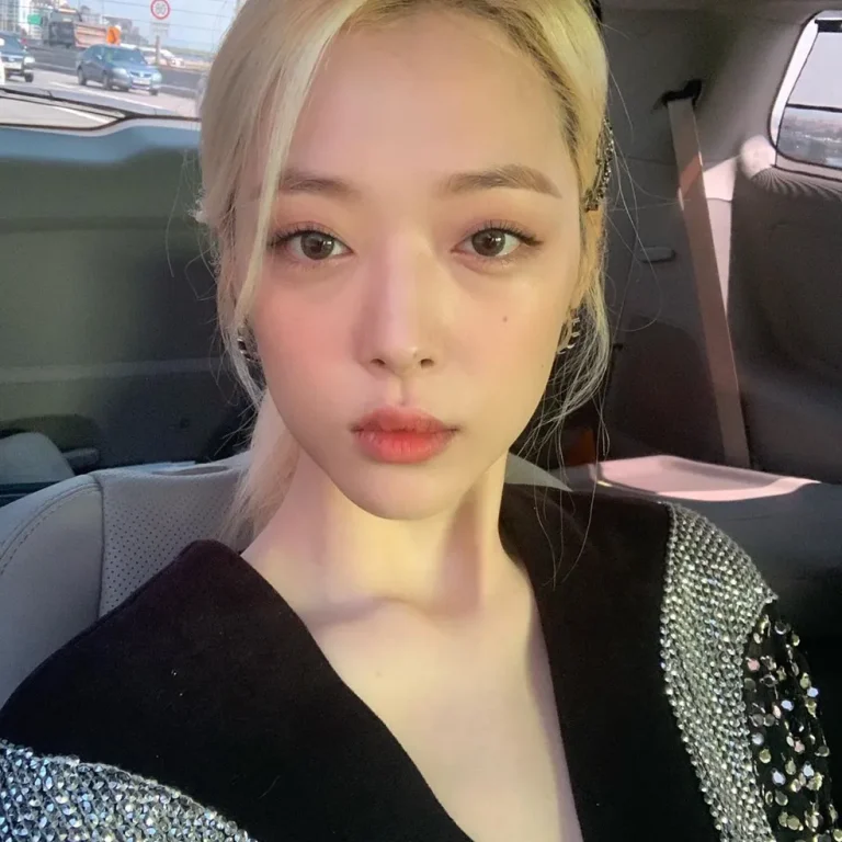 Morte da cantora Sulli promove debates sobre cyberbullying e pressão na indústria do K-pop