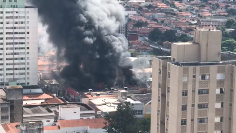 Incêndio à Loja no Centro de Limeira-SP